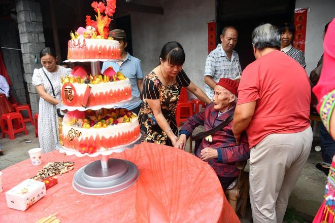 農(nóng)村老話說“一年不過兩個(gè)生日”為什么這么說？(圖3)